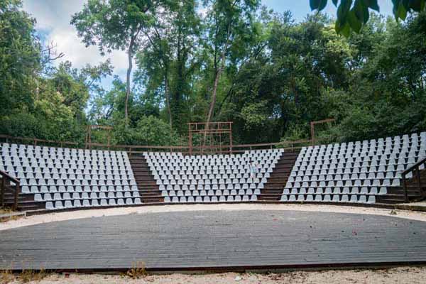 Kanoni Mon Repos Theater