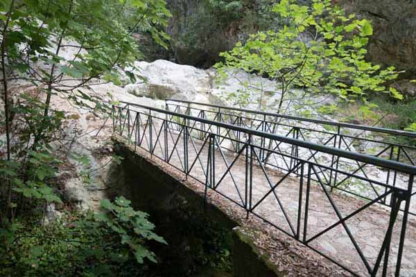 Nydri Wasserfall Brücke