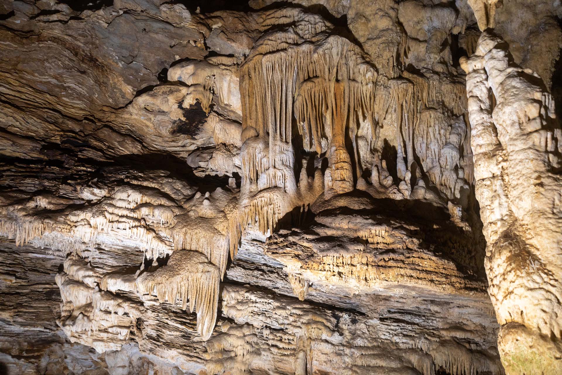 Alistrati Cave