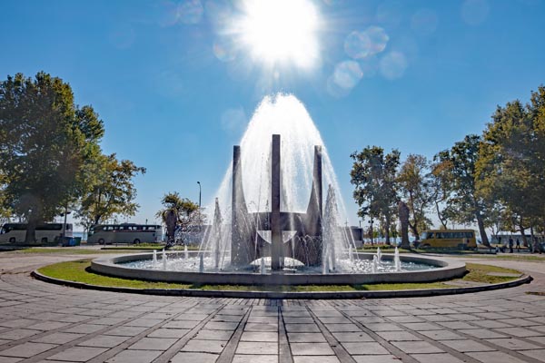 Thessaloniki Central Circle Fountain Xarhakos