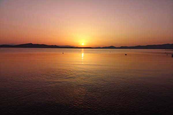 Nea Styra Sonnenuntergang