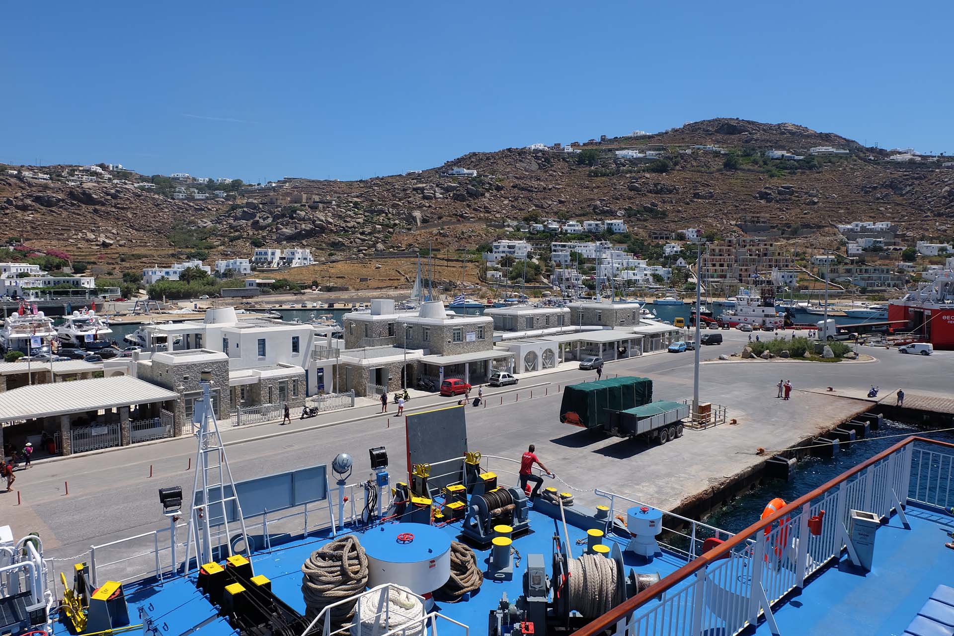 F&auml;hre Ekaterini im Hafen Mykonos
